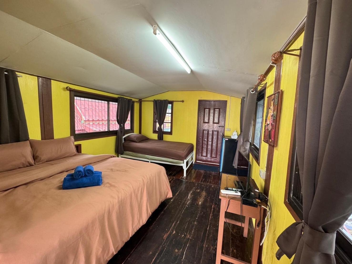 Rimtalay Resort Koh Si Chang Экстерьер фото